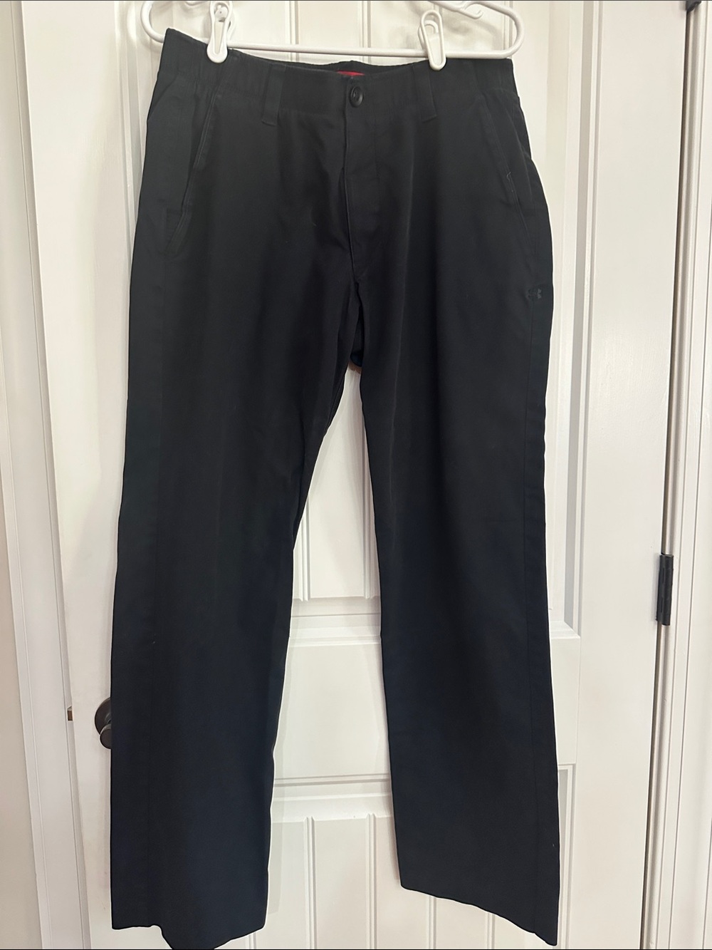 Under Armour Men's Black Casual Straight-Leg Pants 34x32